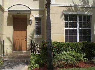 1000 Delray Lakes Dr, Delray Beach, FL 33444