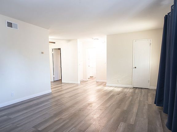 3rd image of 13860 McDonnell St