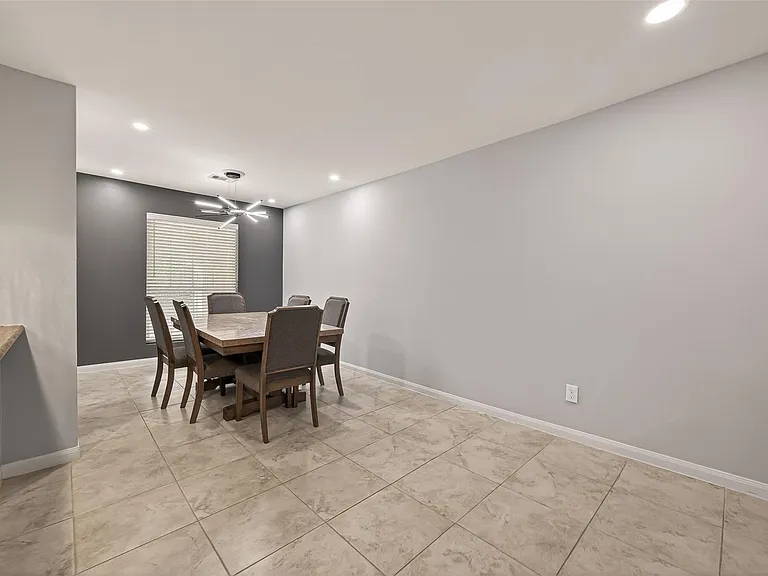 5333 Richmond Ave #33 — Photo 5