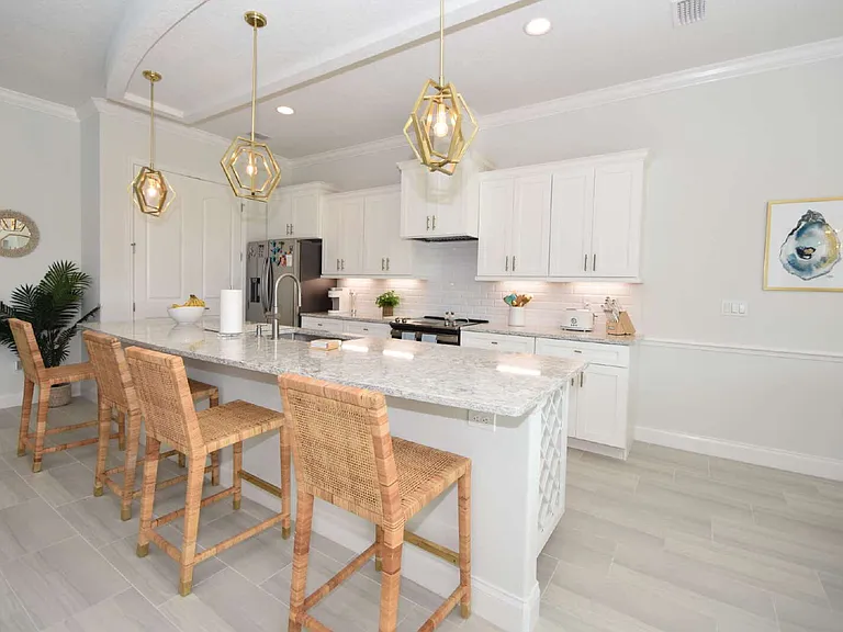 114 Del Palma Dr — Photo 10
