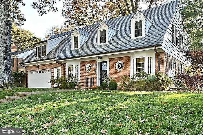 5 bed, 4.5 bath, 2502 sqft, $5,500 — Photo 1