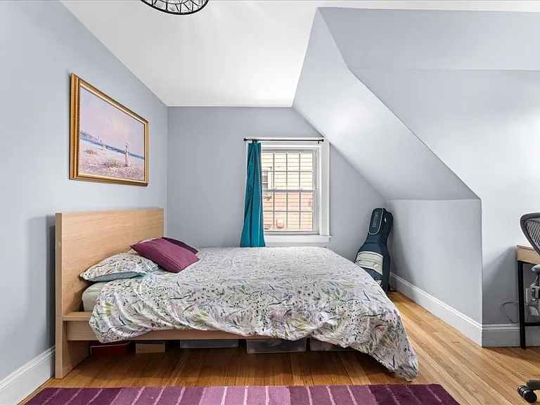 40 Lake Shore Rd — Photo 39