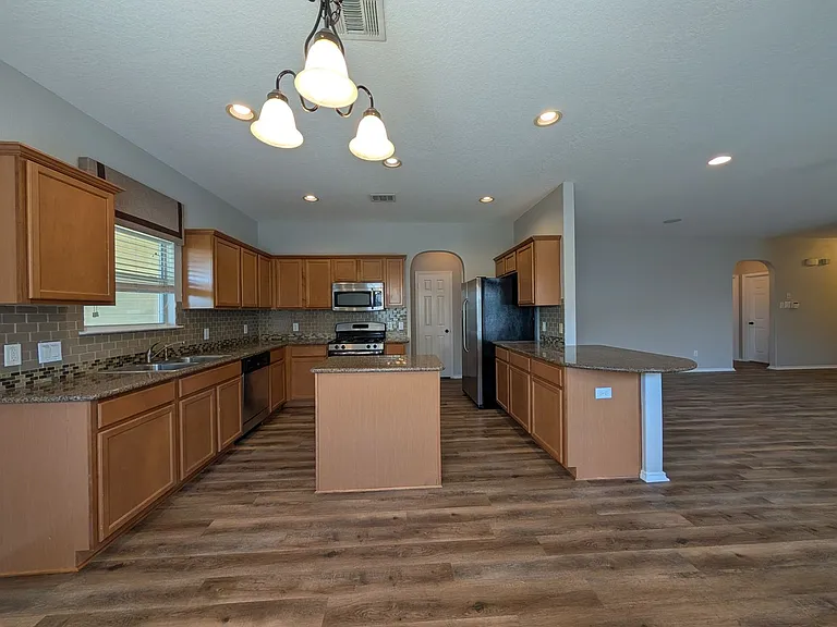 2937 Post Oak Cir — Photo 13