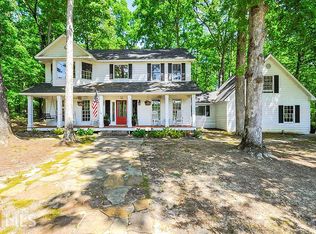 1399 Lakeview Rd, Grayson, GA 30017