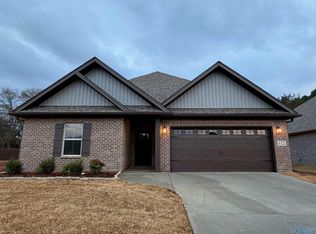 207 Maddie Mae Ln, Toney, AL 35773