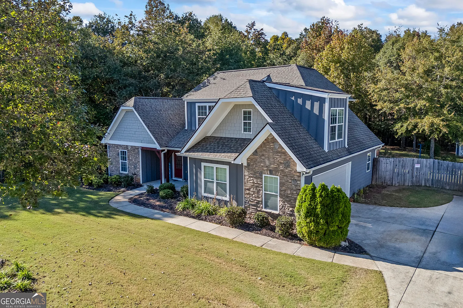 1536 Maddox Ln photo 1