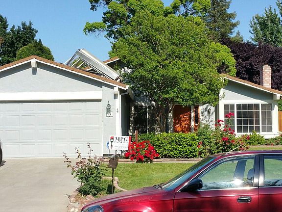 3rd image of 39 Kelso Cir