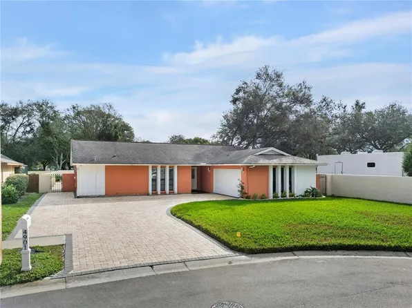 4901 COUNTRY AIRE LANE, TAMPA, FL 33624