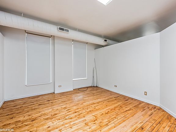 5th image of 634 N Orleans St Unit 3N