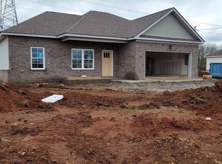 1335 Summer Station Dr, Chapel Hill, TN 37034