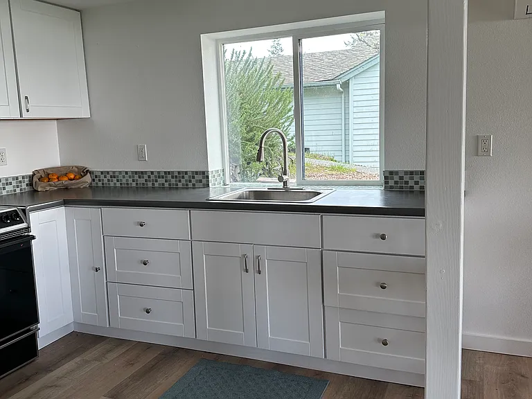 201 Victoria Loop — Photo 14