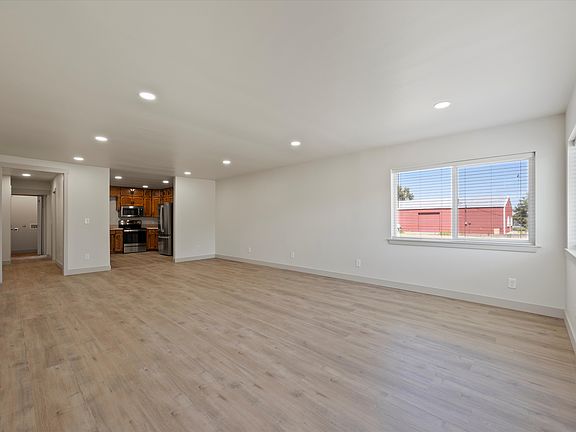 Family & Dining Rooms