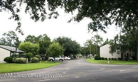 3rd image of 2419 NW 64th Pl