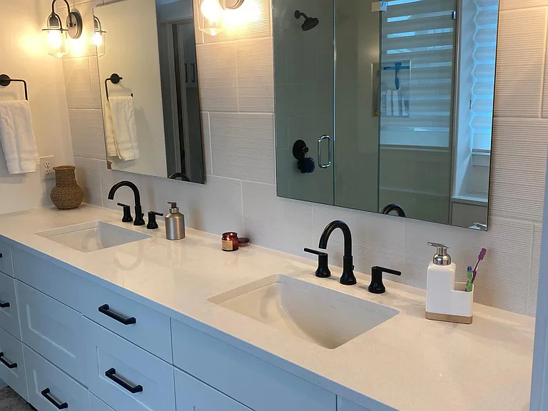 Double vanity