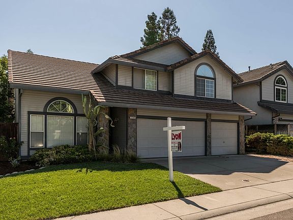 3rd image of 3300 Pepperridge Dr
