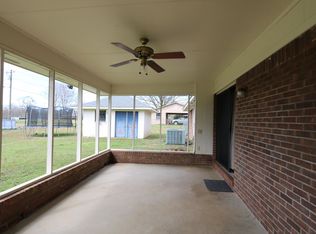 235 Mill Rd, Columbus, MS 39702