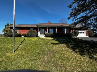 76 Clarks Ln, Milton, NY 12547