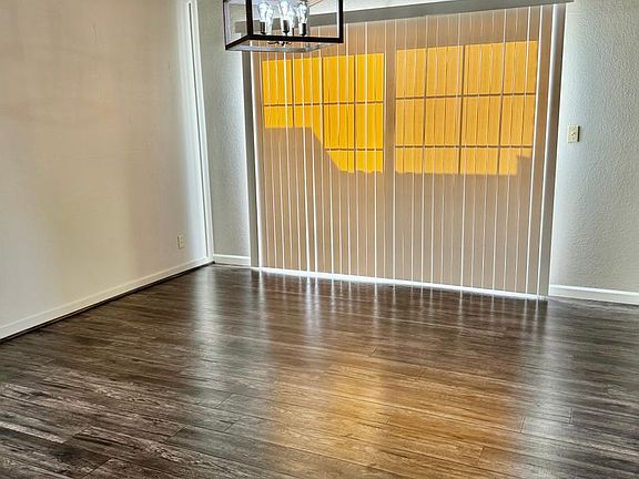 4th image of 1745-1747 Avondale Ave #1745