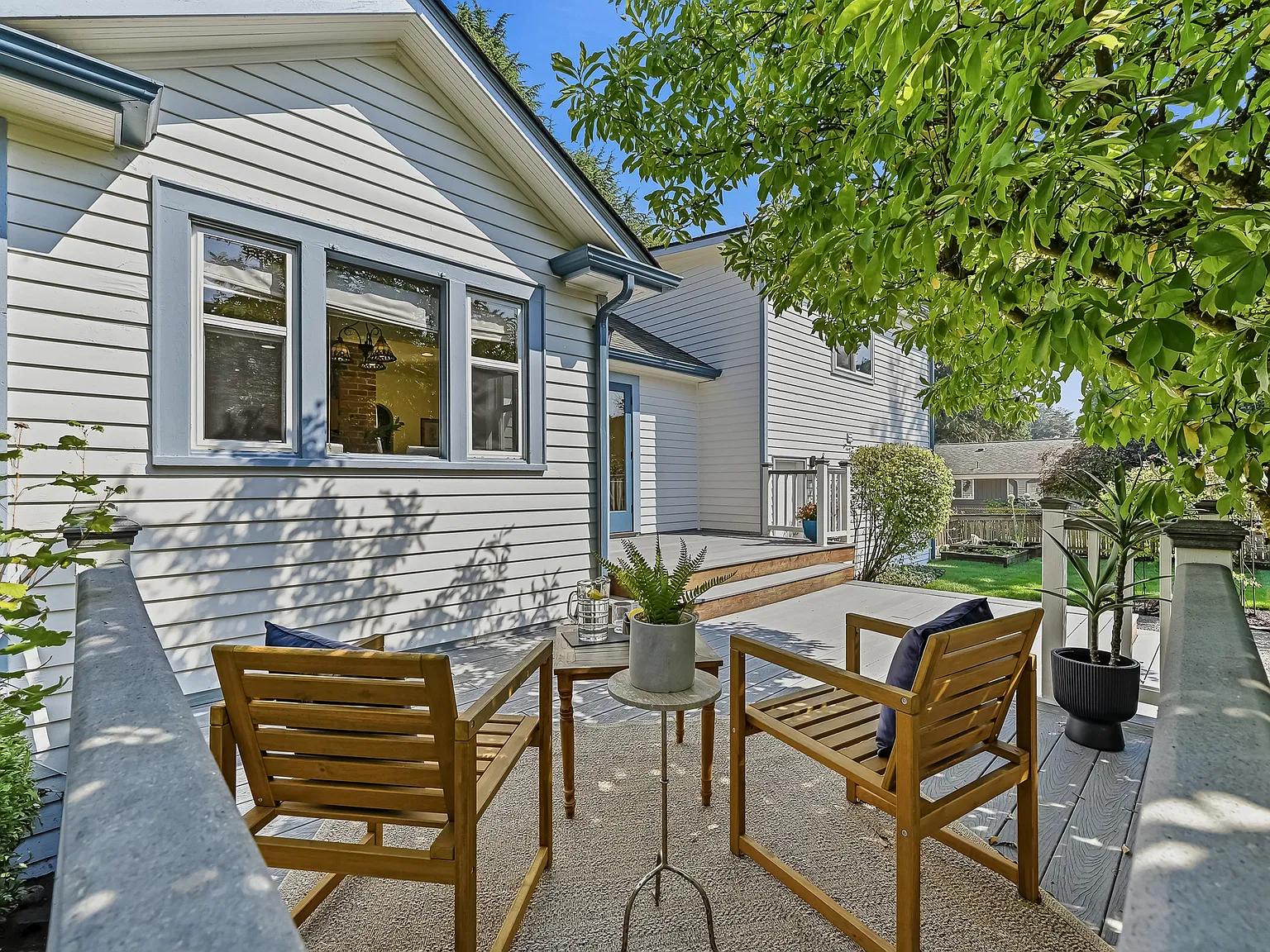 3 bed, 2.5 bath, 1880 sqft, $3,800 — Photo 4