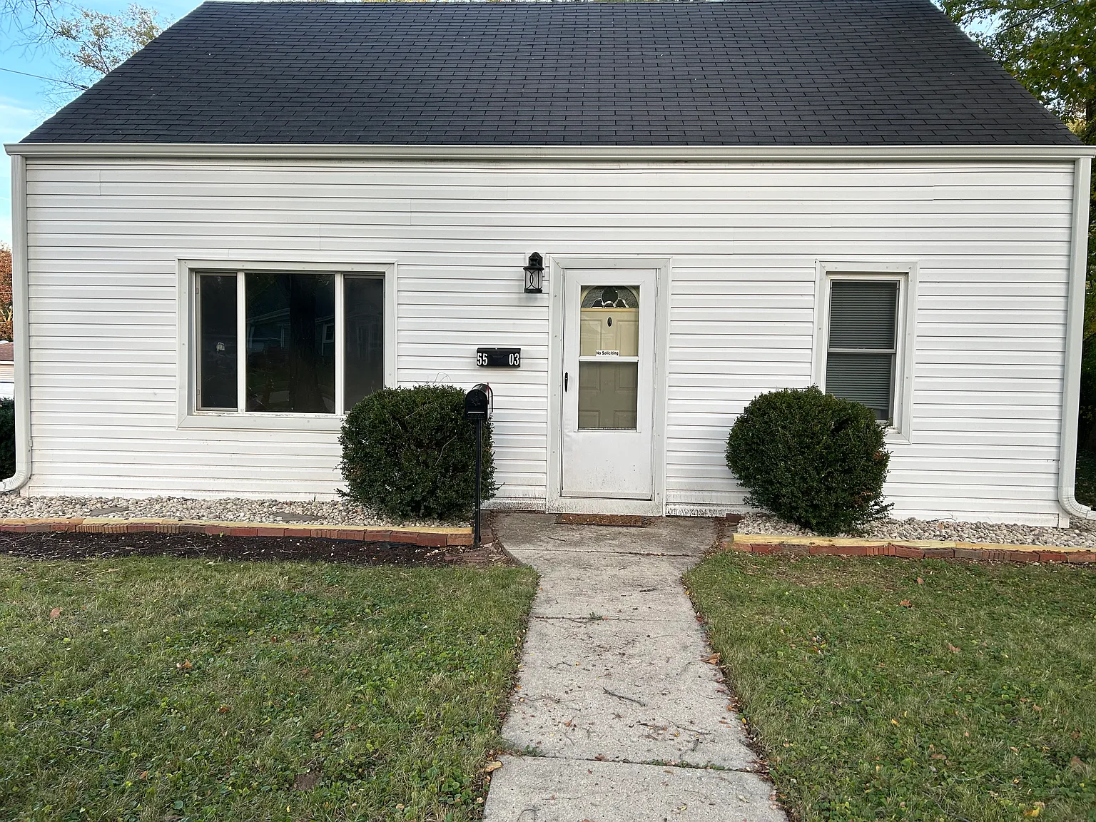 3 bed, 1080 sqft, $2,095 — Photo 2