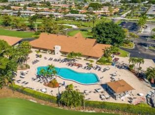 200 Palm Dr APT 4, Naples, FL 34112