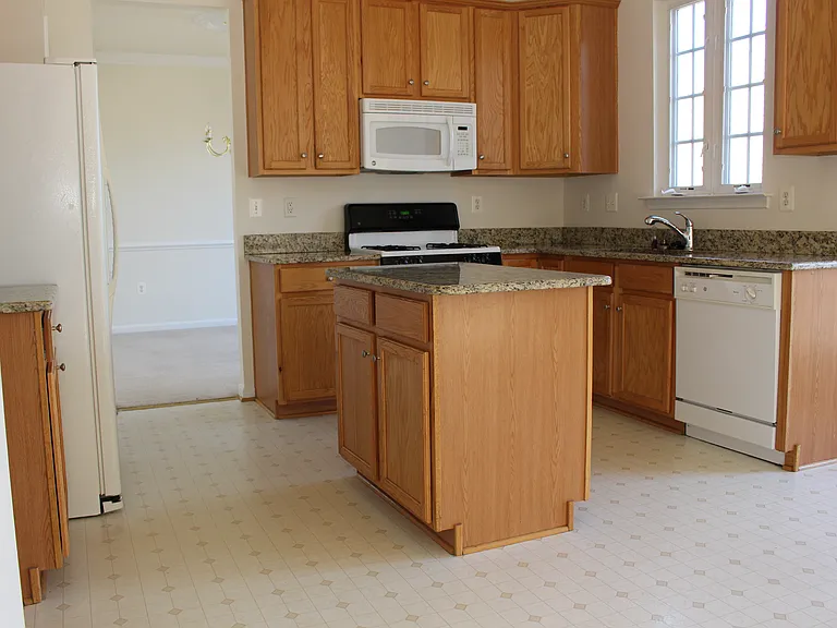 8675 Wales Ct — Photo 10