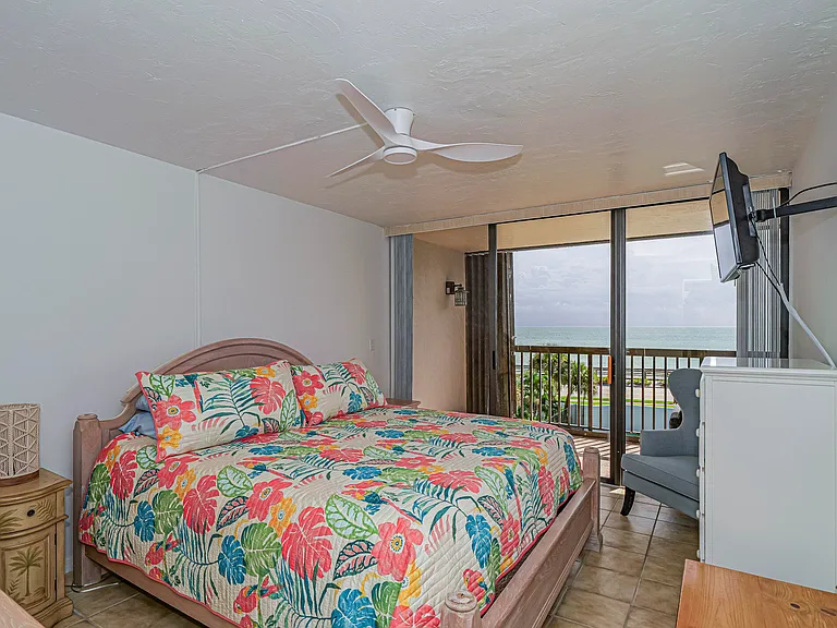 4141 Ocean Dr #403 — Photo 13