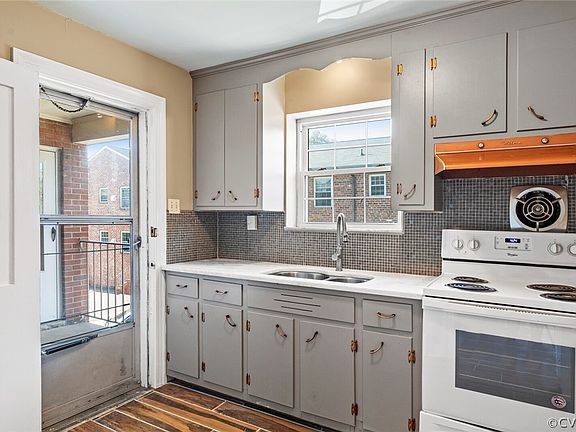 3rd image of 4018 Forest Hill Ave #U14