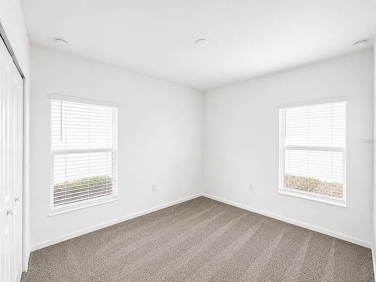 360 Loch Ct — Photo 13