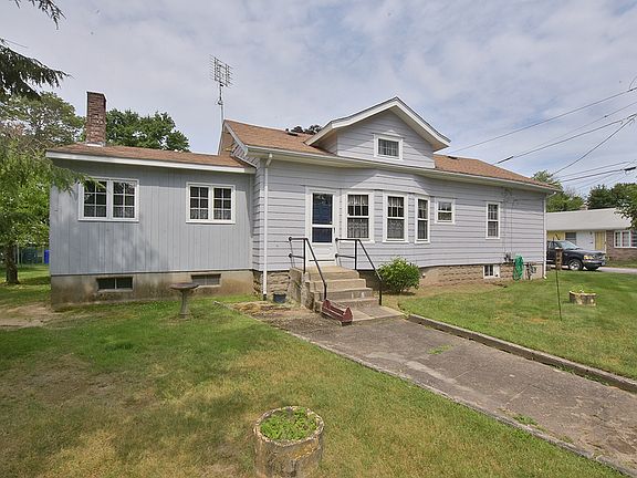 5th image of 186 Finch Ave