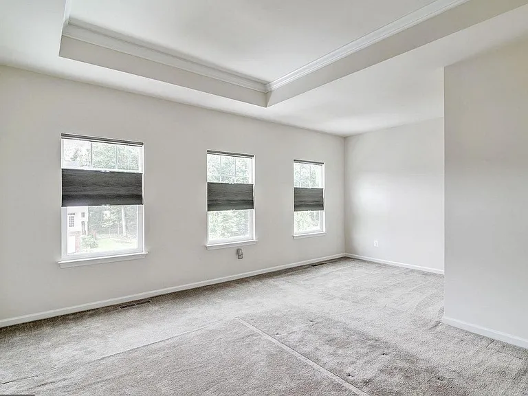 42292 Shoover Sq — Photo 10