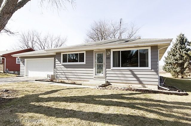 1st image of 1051 Johnston Dr