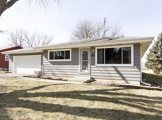 1051 Johnston Dr, Aurora, IL 60506
