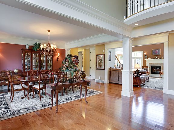 5th image of 12 Prince Of Wales Ct