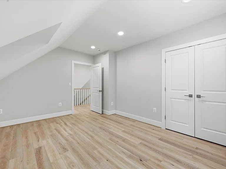 3517 Rodman St NW — Photo 28