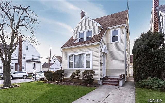 1st image of 305 Marcellus Rd