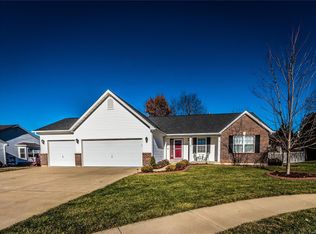 1030 Dardenne Woods Dr, Dardenne Prairie, MO 63368