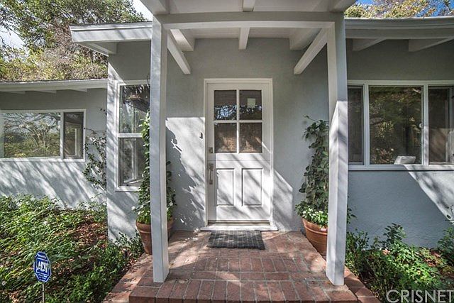 1st image of 3521 Laurelvale Dr