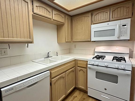 4th image of 7638 Hollister Ave Unit 132