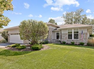 12227 Scenic Rdg, Huntley, IL 60142