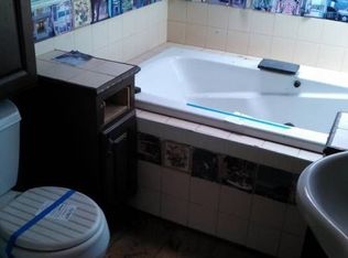 1 Sky Top Dr, Wappingers Falls, NY 12590