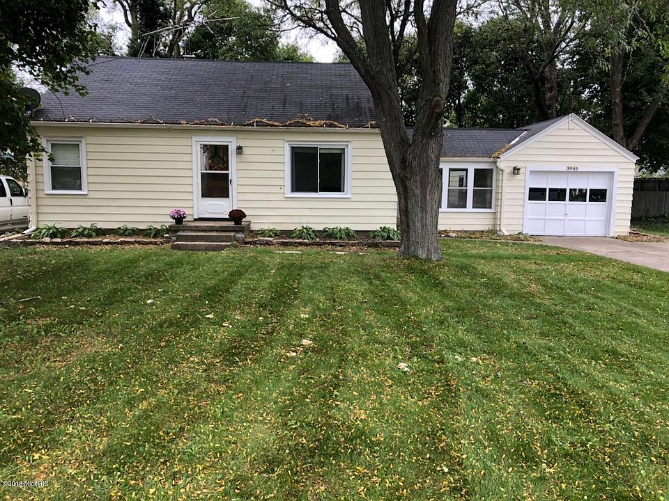 1st image of 3945 Miramar Ave NE