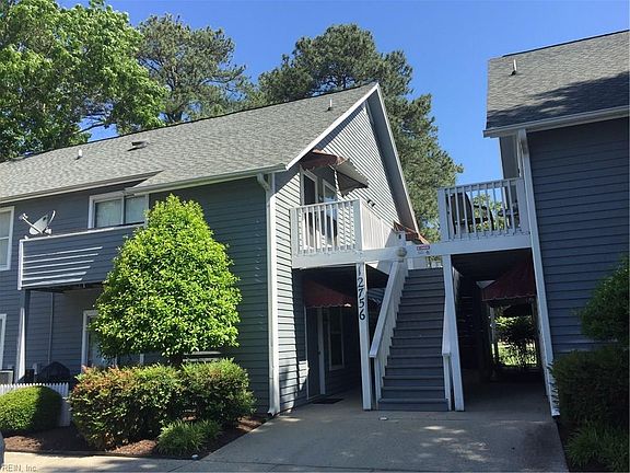 2nd image of 12757 Saint James Pl APT E
