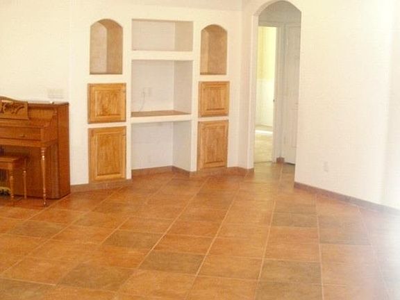 5th image of 4086 Mojave Dr