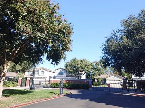 2nd image of 6619 Brook Falls Cir