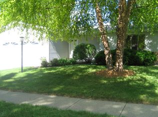 1912 Rugby Rd, Champaign, IL 61821