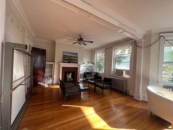 5th image of 17 Englewood Ave #2