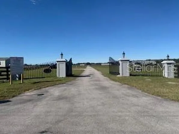 10480 County Road 237, Oxford, FL 34484