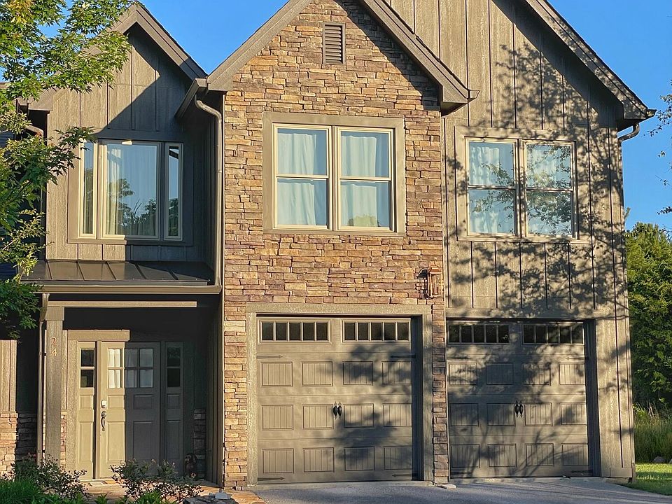 1st image of 24 Canyon Villa Lane