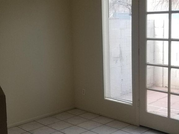 3rd image of 1701 E Pepper Cir APT 1